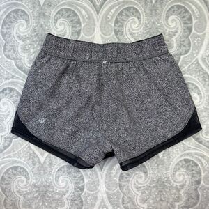 Womens Lululemon Two With One Short (Reversible 3")